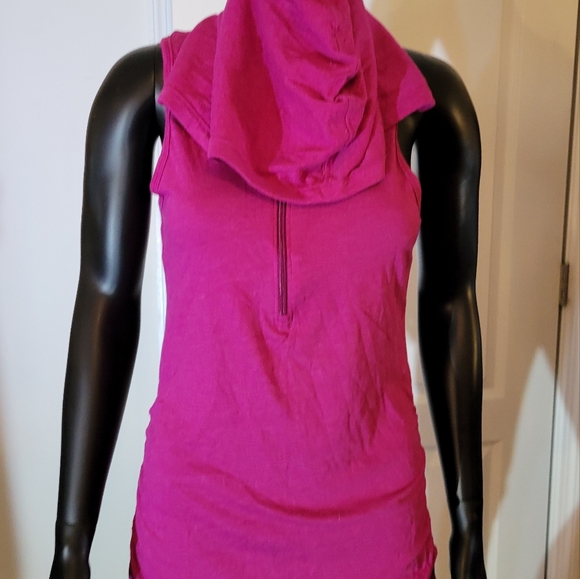 Under Armour Tops - BRAND NEW ARMOUR WOMEN"S CC TRI-BLEND SLEEVELESS HOODY